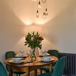 Ted's Place