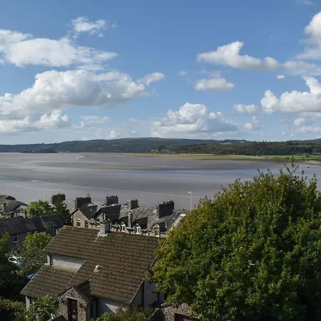 Teds Place Holiday home Arnside