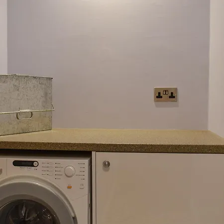 Teds Place ארנסייד