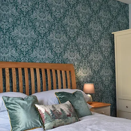 Ted's Place Holiday home